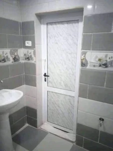 أبواب المنيوم للحمامات الرياض | جلاس تيك 0534802933